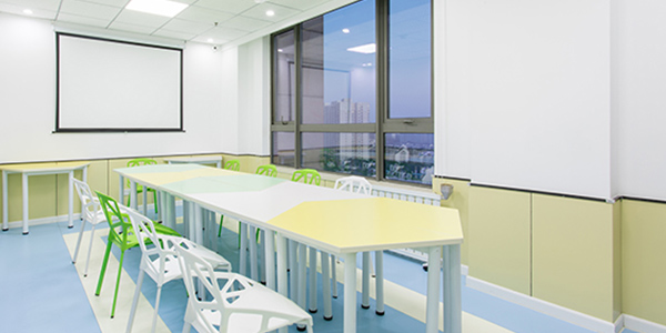 童程童美教室环境