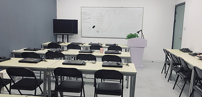 课室